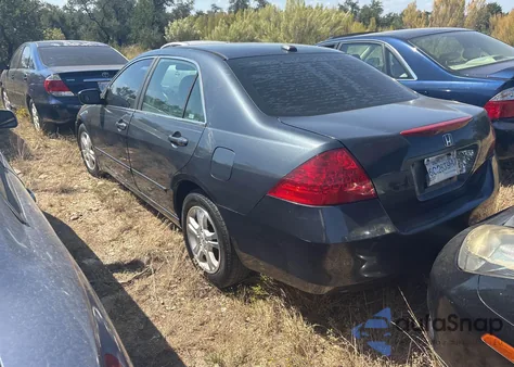 2007 Honda Accord 2.4 Ex из США, поврежденный, VIN 1HGCM56897A103158